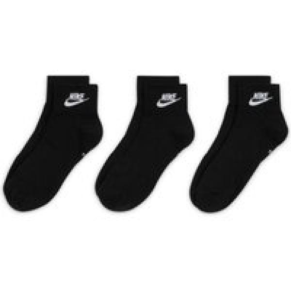 nike sportswear everyday essential socks black white