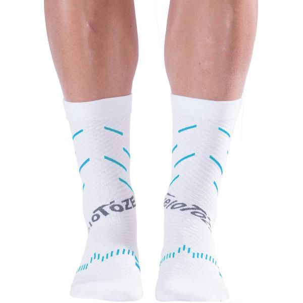 veloToze Cycling Sock - Active Compression White/Blue - Small/Medium - Sokken